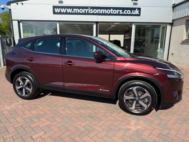 Nissan Qashqai 1.5 E-Power 190 Acenta Premium Auto Hatchback Hybrid Met Red