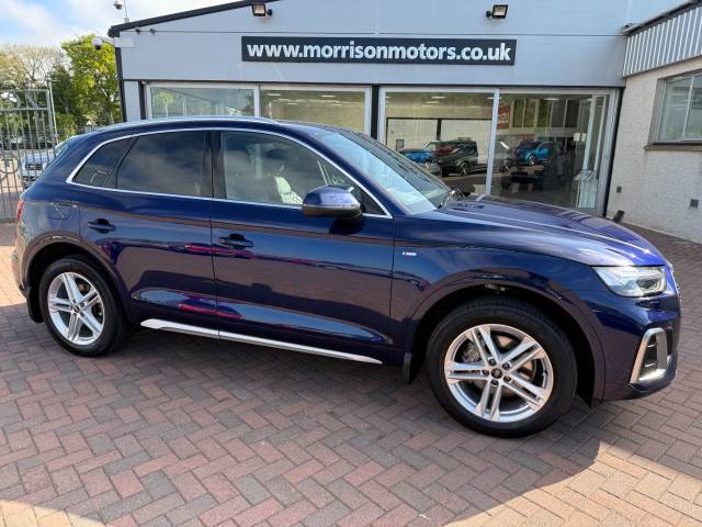 Audi Q5 45 2.0T FSi 265 Quattro S-Line Auto Estate Petrol Navarra Blue
