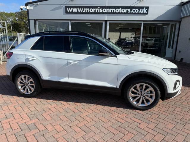 Volkswagen T-Roc 1.5TSi 150 Match Auto Hatchback Petrol White/black Roof