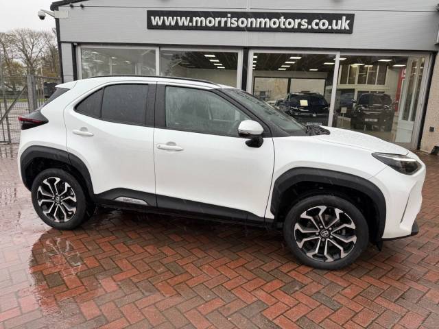Toyota Yaris Cross 1.5 Hybrid Design Auto Hatchback Hybrid White