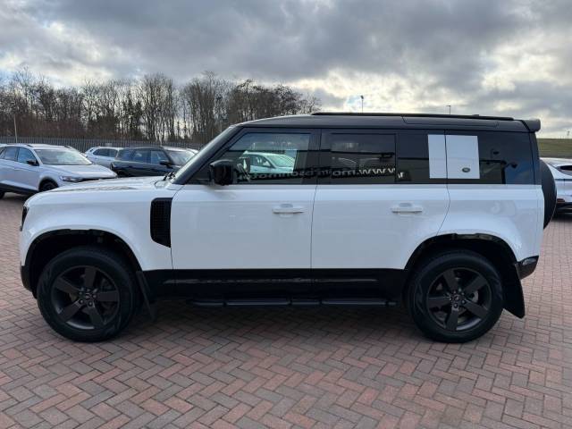 2023 Land Rover Defender 110 3.0 D250 SE Auto
