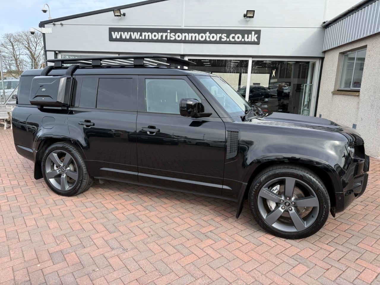 2023 Land Rover Defender