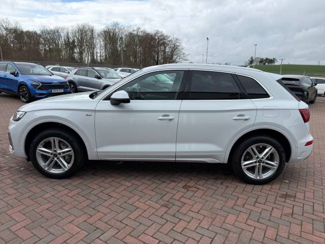 2023 Audi Q5 50 2.0TFSi E Hybrid S-Line Quattro Auto