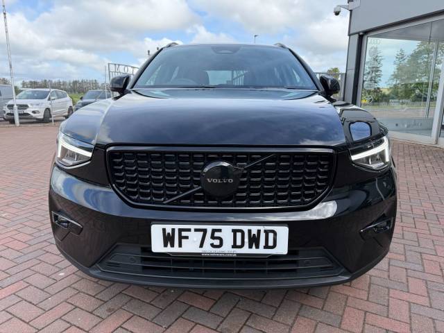 2025 Volvo XC40 2.0 B4P 197 Black Edition Plus Auto