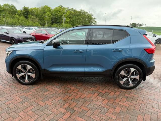 2023 Volvo XC40 2.0 B4P 197 Ultimate Dark Auto