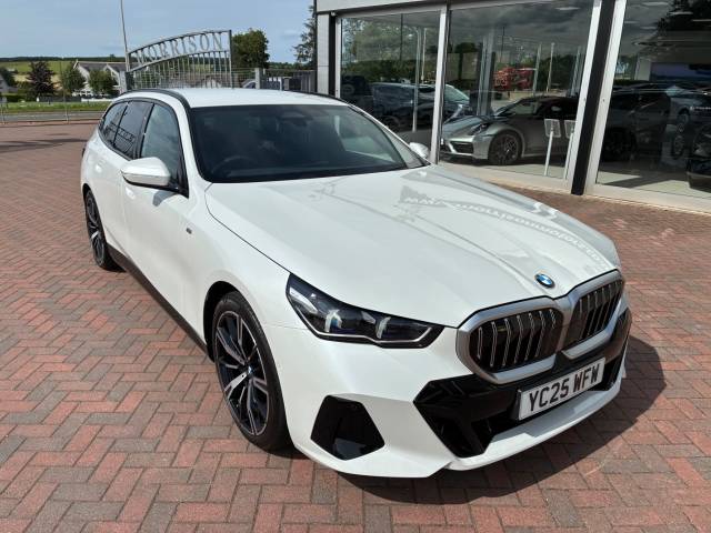 2025 BMW 5 Series 2.0 520i M Sport Touring  5dr Auto