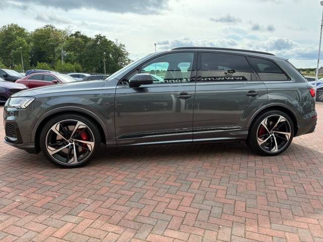 2023 Audi Q7 4.0 SQ7 TFSI Quattro Black Edition 5dr Tiptronic