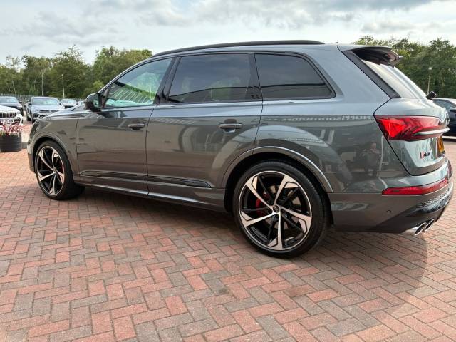 2023 Audi Q7 4.0 SQ7 TFSI Quattro Black Edition 5dr Tiptronic