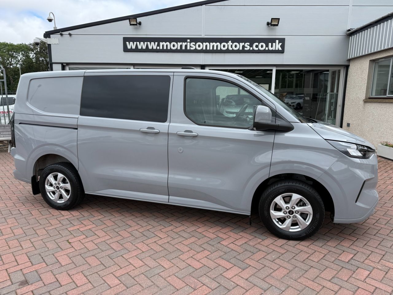 2025 Ford Transit Custom