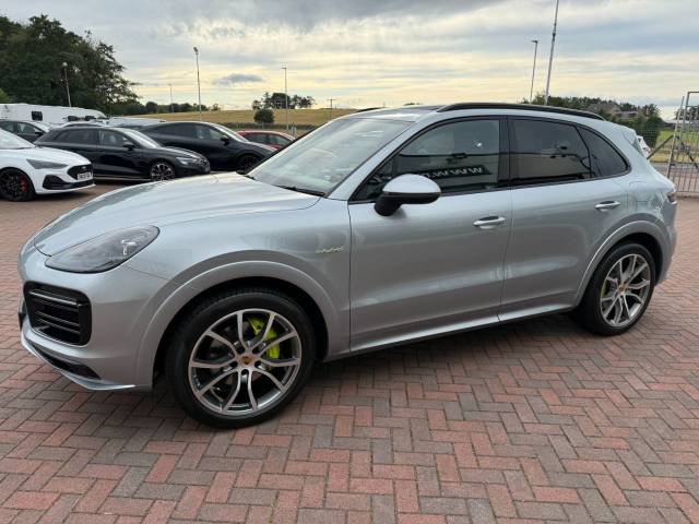 2021 Porsche Cayenne 3.0 E-Hybrid 2.0 V6 Tip-S
