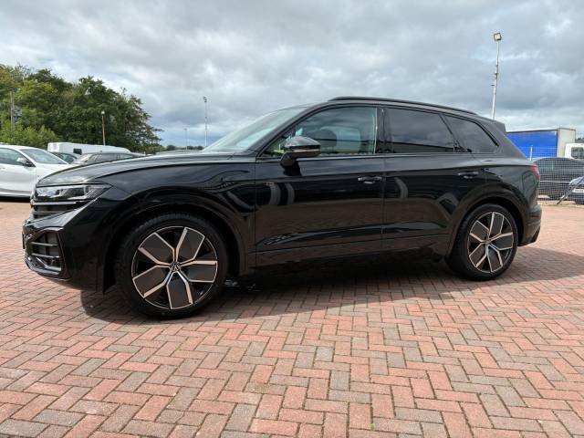 2026 Volkswagen Touareg 3.0 V6 TDI 4Motion 286 Black Edition 5dr Tip Auto