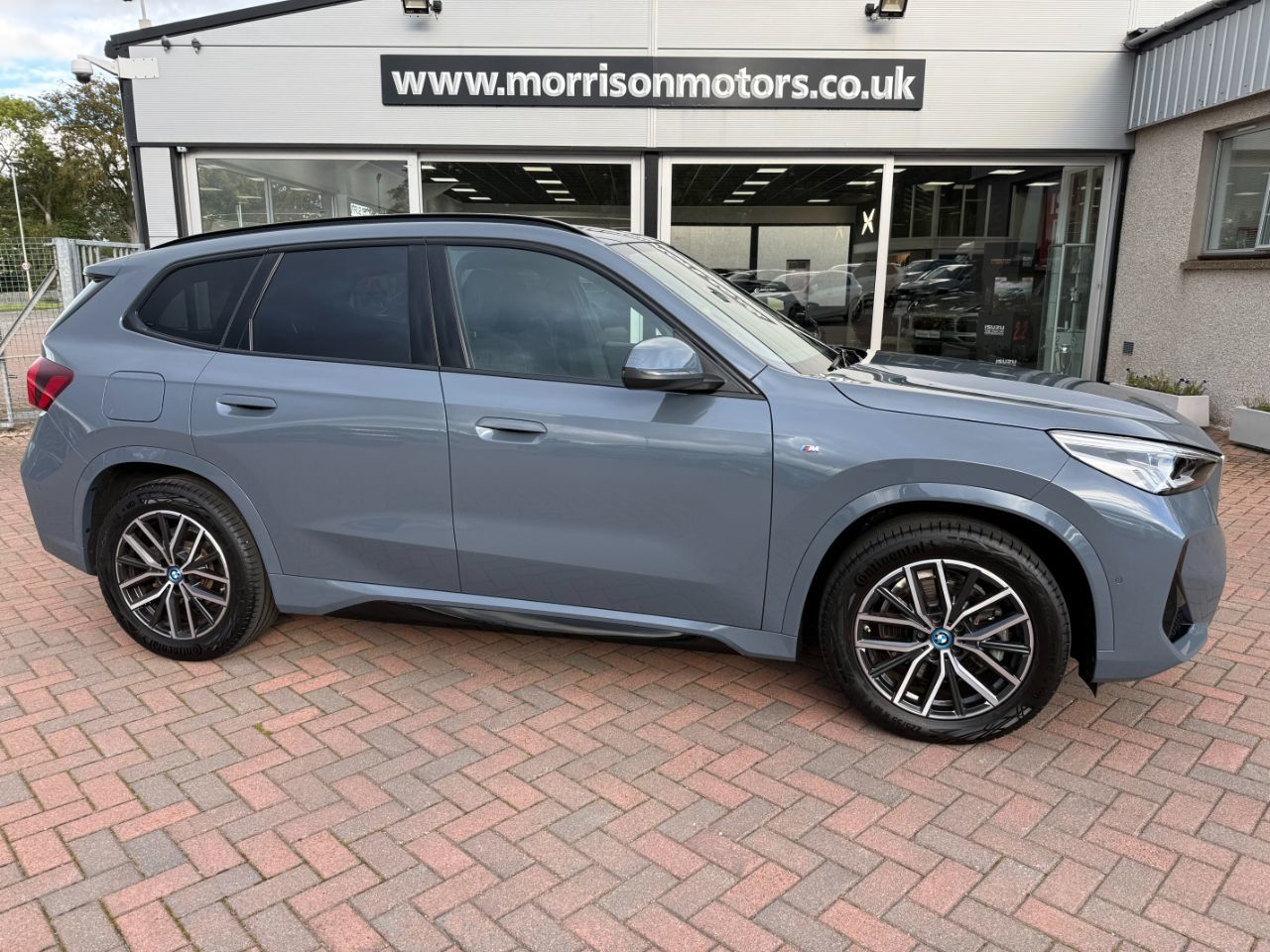 2025 BMW X1