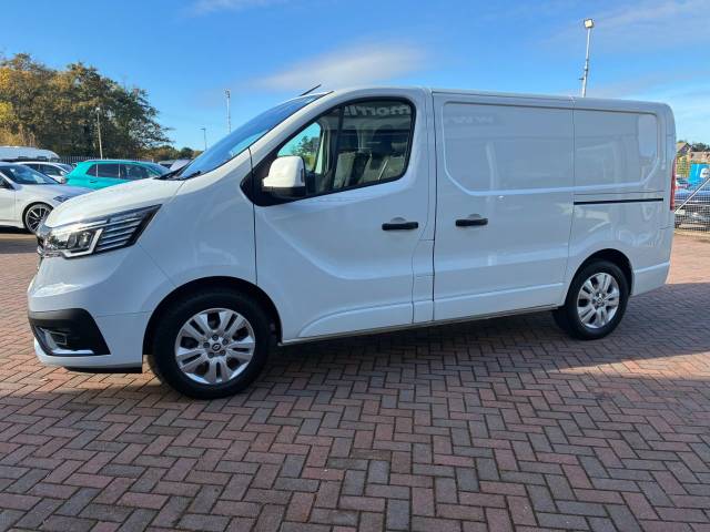 2024 Renault Trafic 2.0 SL30 Blue dCi 130 Extra [Safety] Van