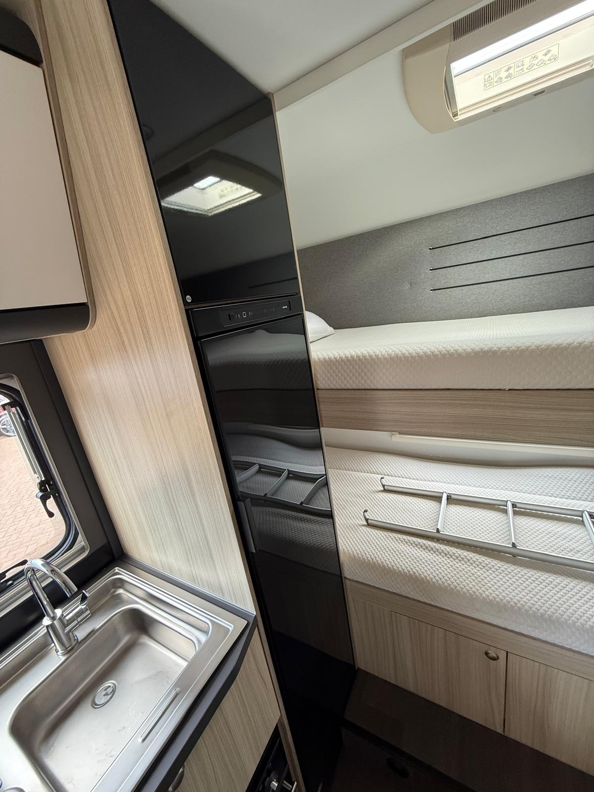 2022 Fiat Ducato 2.3HDi 140 Automatic, Adria Sunliving A70 DK