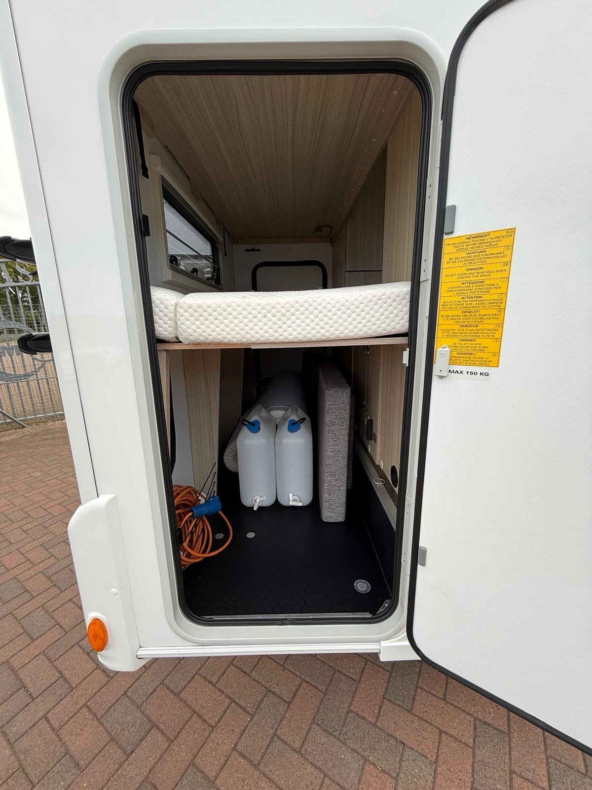 2022 Fiat Ducato 2.3HDi 140 Automatic, Adria Sunliving A70 DK