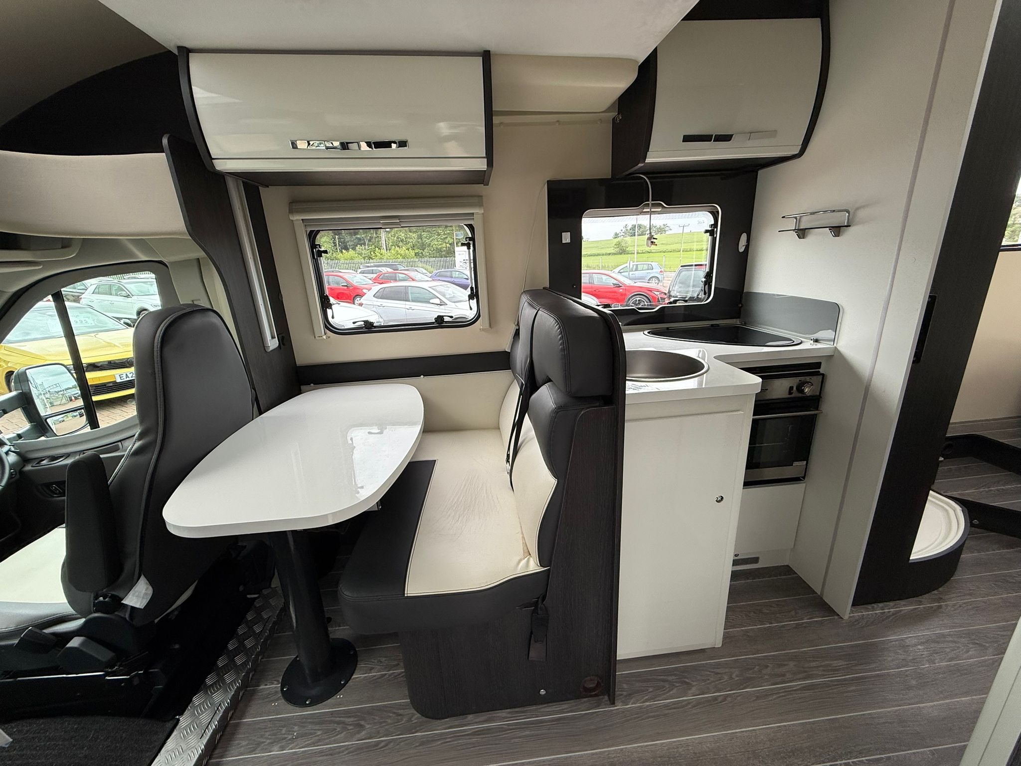 2021 Ford Transit 2.0 130 Auto, Roller Team Zefiro 696