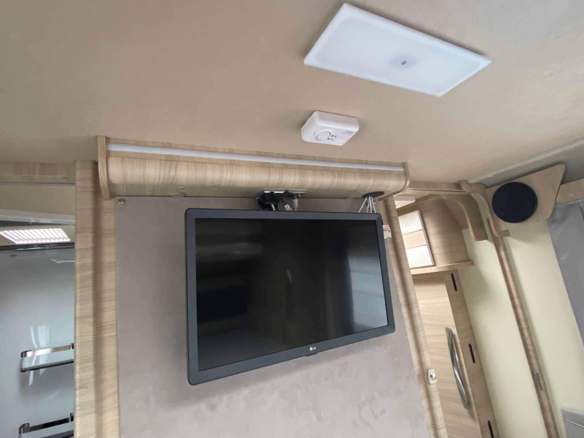 2020 (70) Mobilvetta K Yacht Teknoline 79 2.3HDi 150 Auto